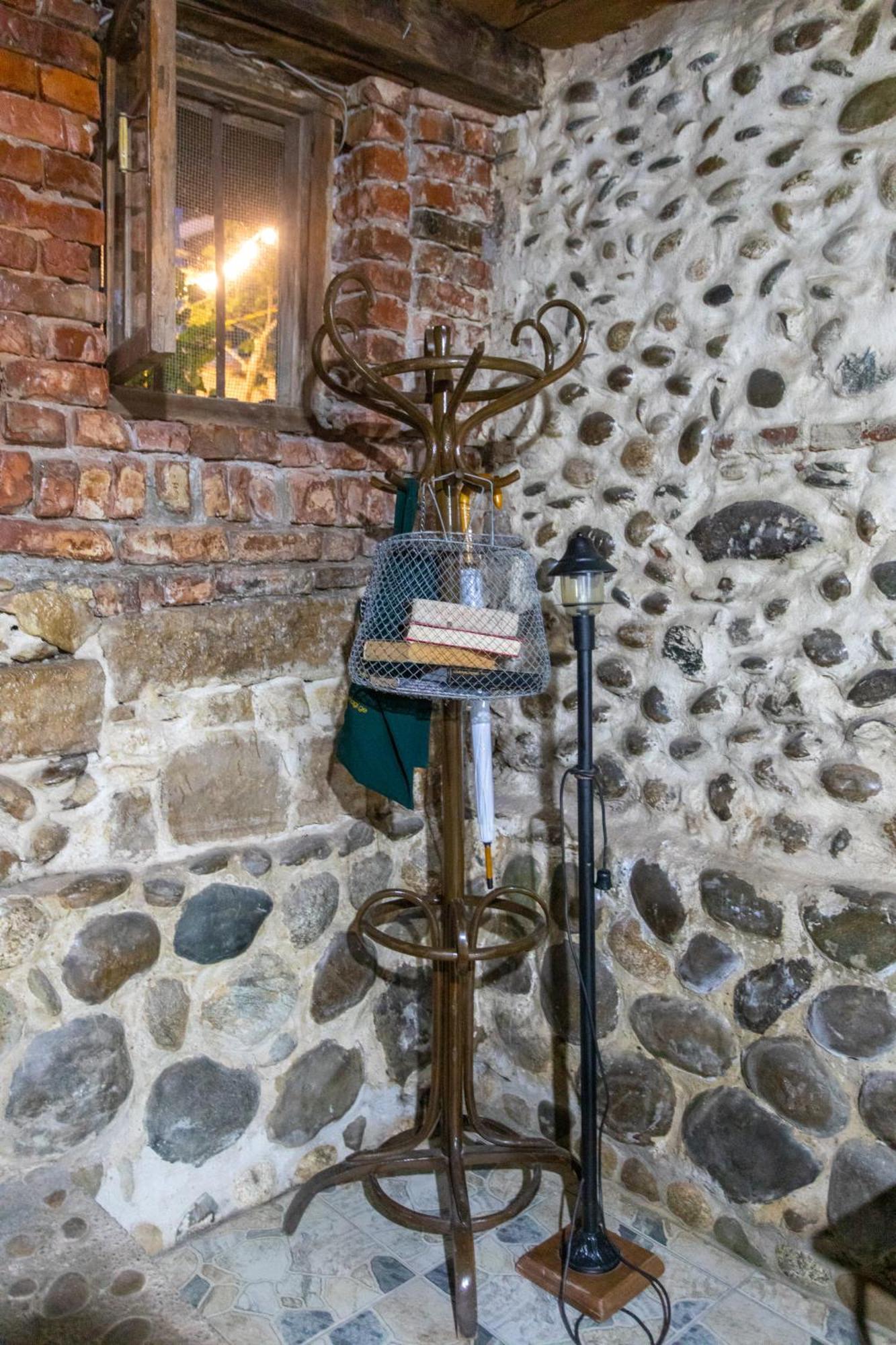 Book Hotel Κουτάισι Εξωτερικό φωτογραφία