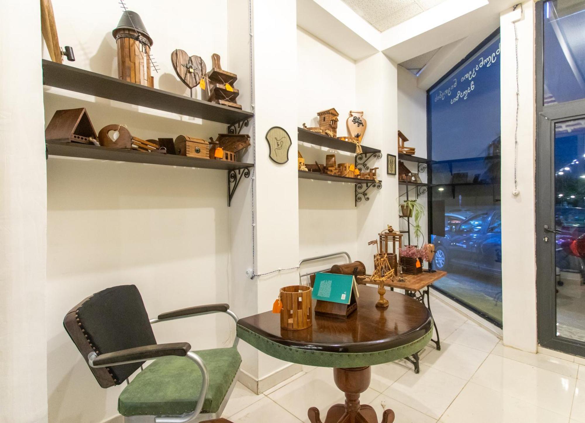Book Hotel Κουτάισι Εξωτερικό φωτογραφία