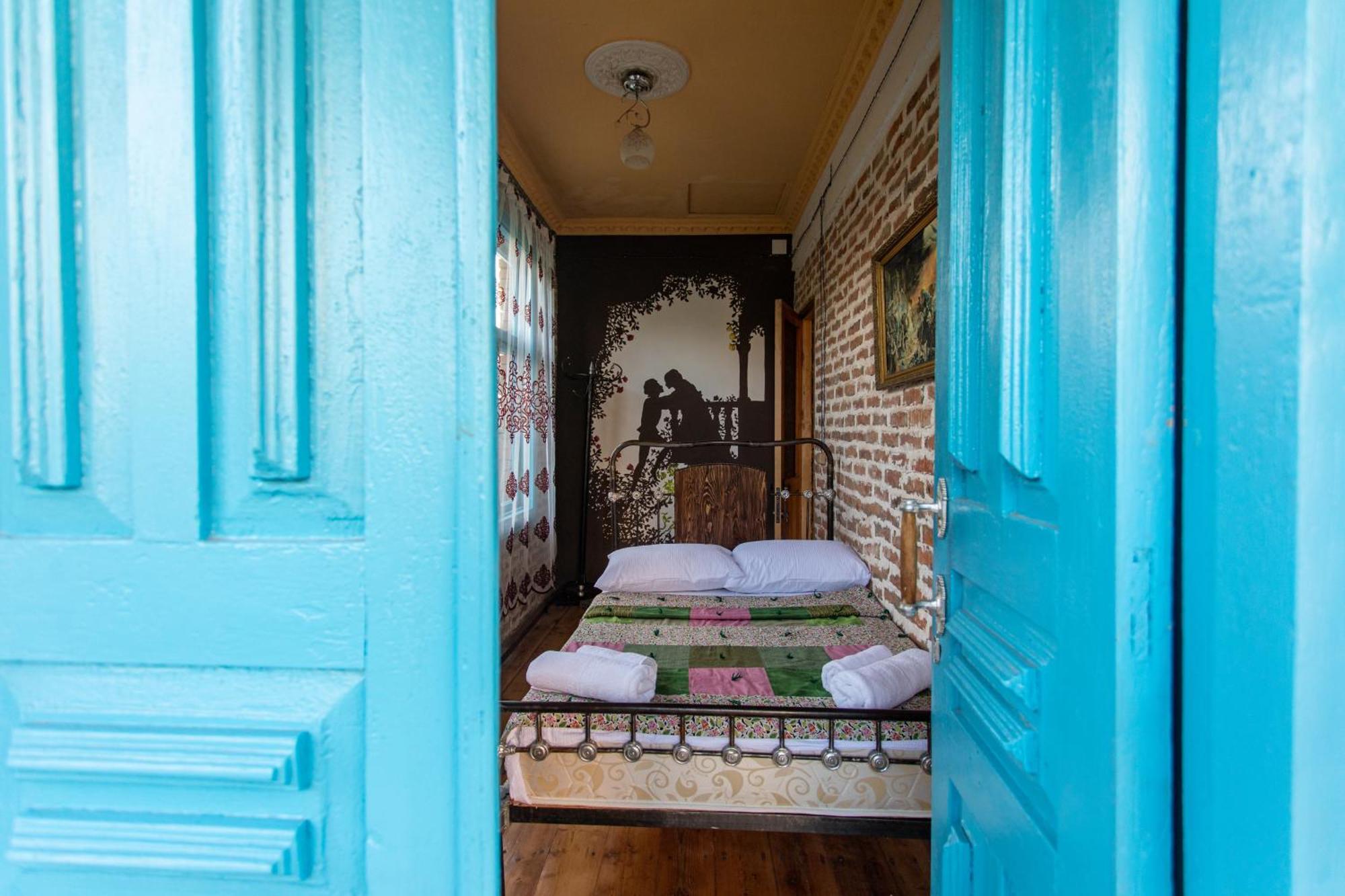 Book Hotel Κουτάισι Εξωτερικό φωτογραφία