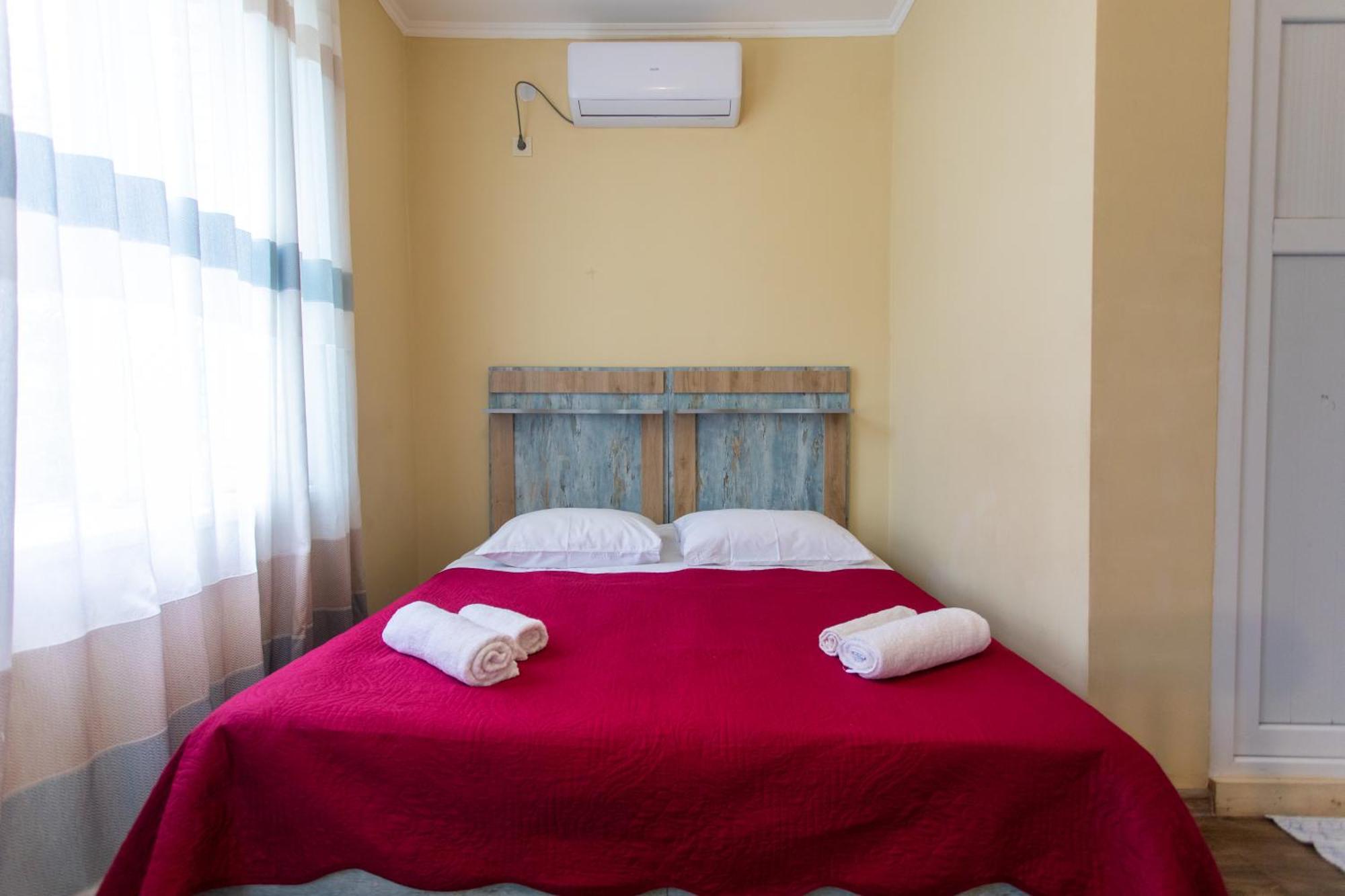 Book Hotel Κουτάισι Εξωτερικό φωτογραφία