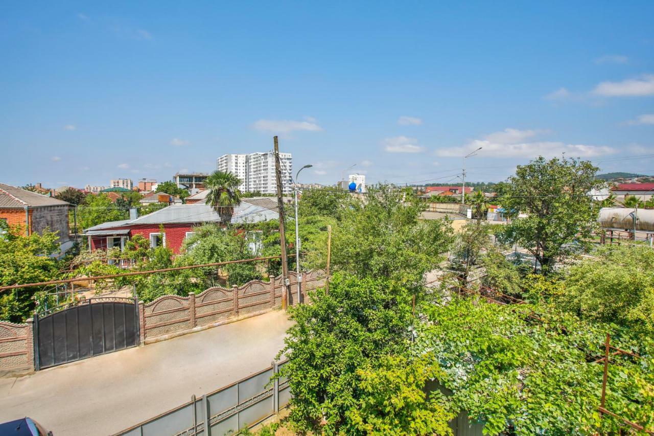 Book Hotel Κουτάισι Εξωτερικό φωτογραφία
